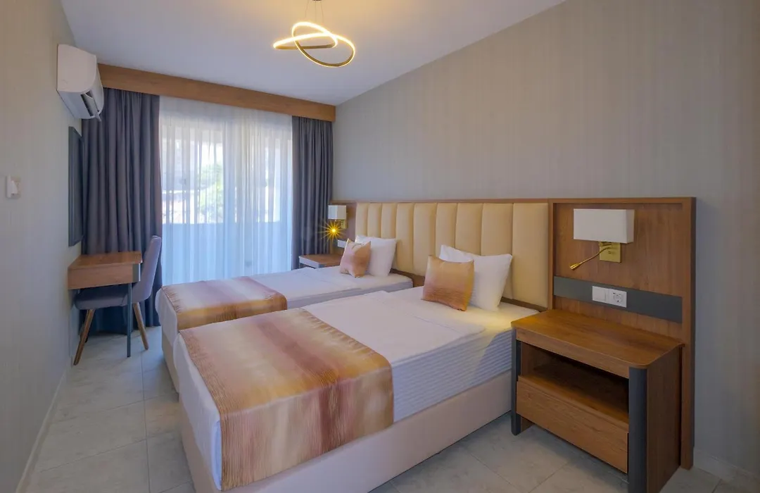 Days Inn By Wyndham Alanya-1